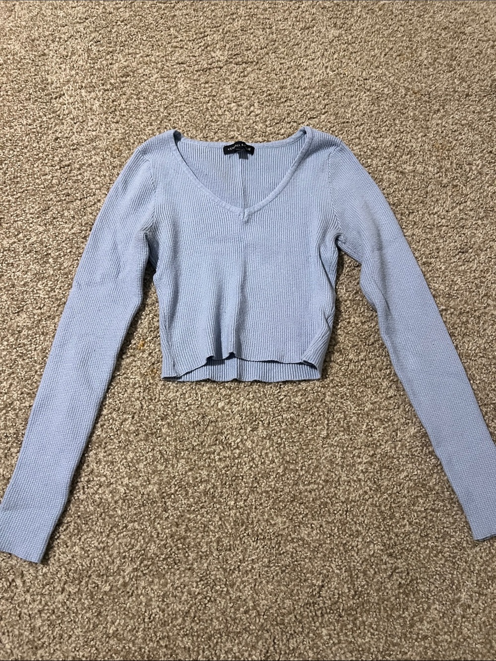 Kendall & Kylie Light Blue Ribbed V-Neck Long-Sleeve Crop Top
